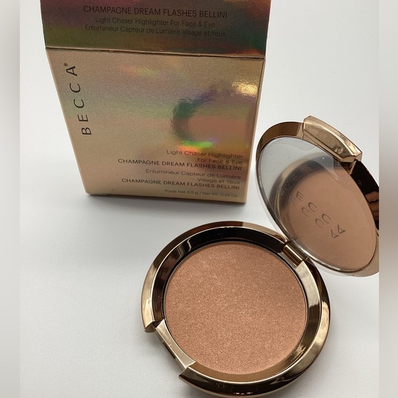 BECCA Light Chaser Highlighter in Champagne Flashes Bellini BNIB & Discontinued - Picture 10 of 16